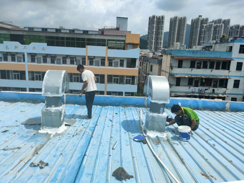 东港钢结构屋面涂料维修方法